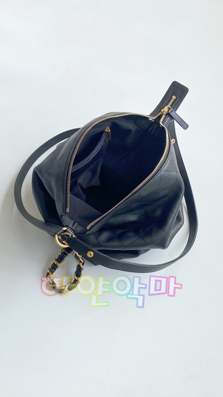 하얀악마 샤넬 가방 (11).jpg