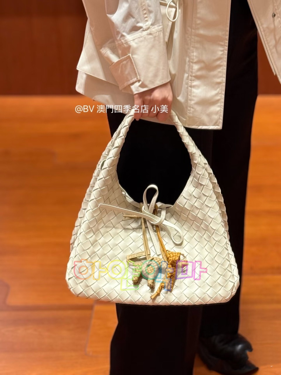 하얀악마 보테가 캄파나 (2).jpg