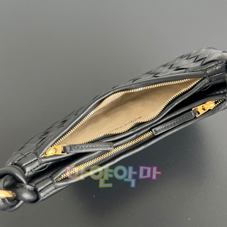 하얀악마 보테가 제멜리 (6).jpg