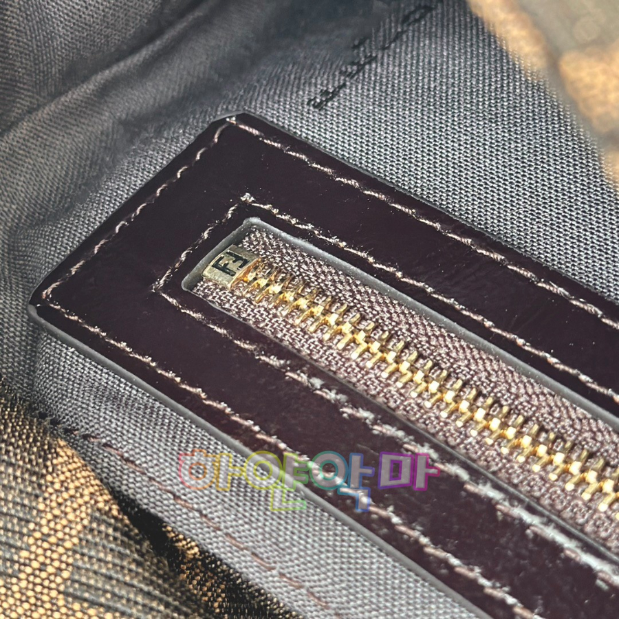 하얀악마 펜디 바게트 (10).jpg