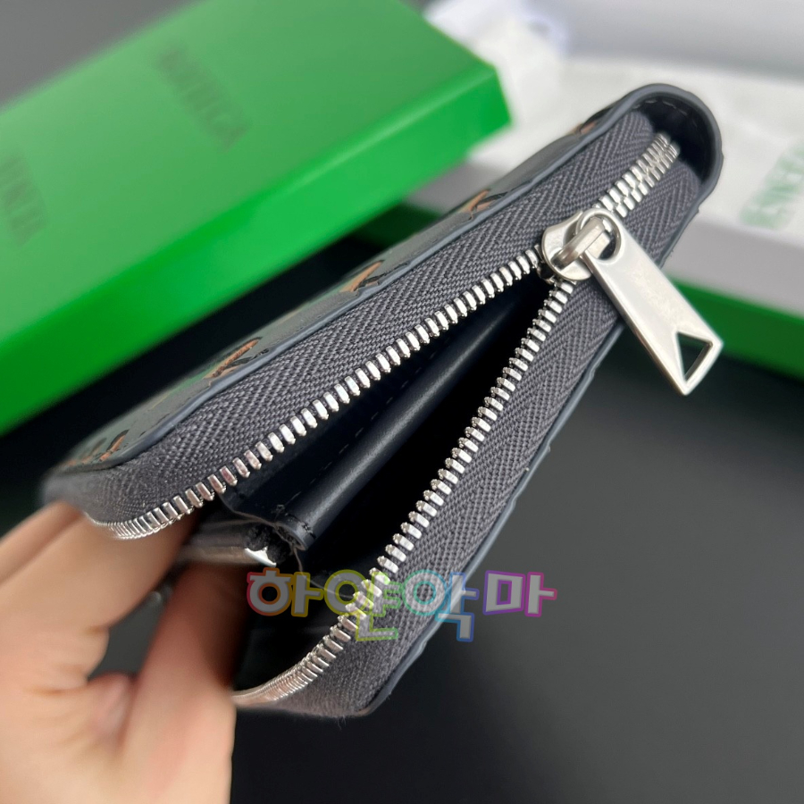  하얀악마 보테가 지갑 (7).jpg