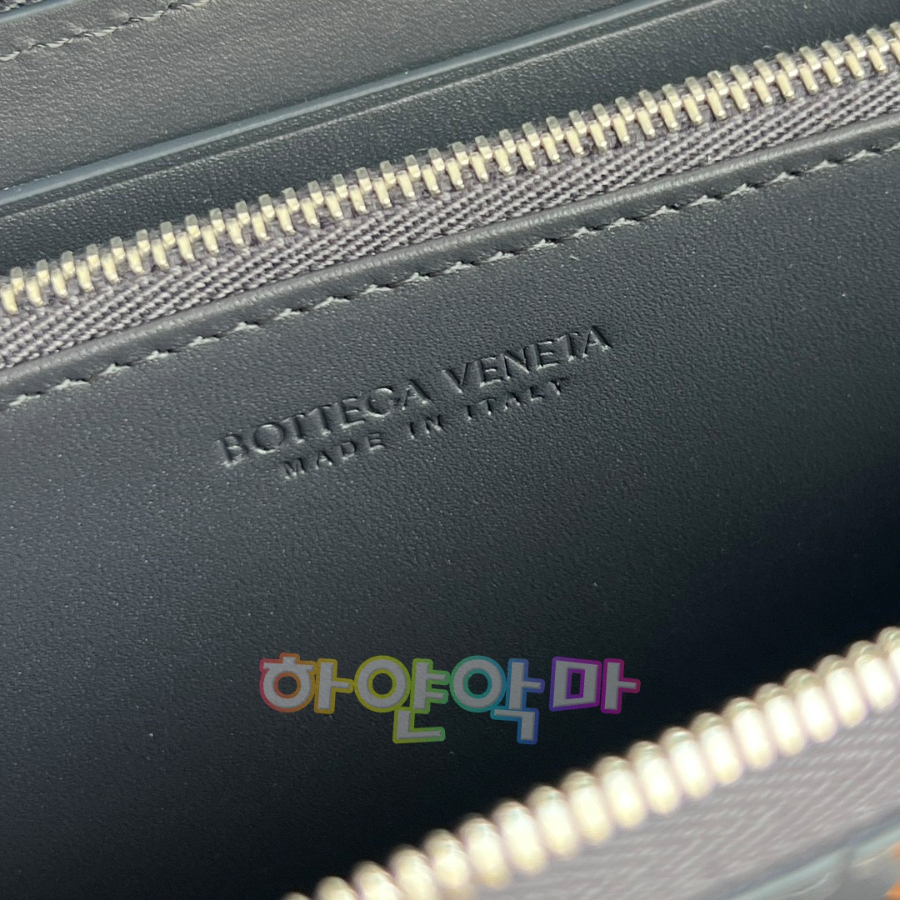  하얀악마 보테가 지갑 (9).jpg