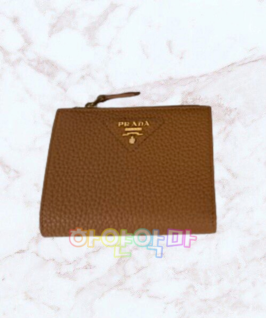 하얀악마 프라다 지갑 (10).JPG