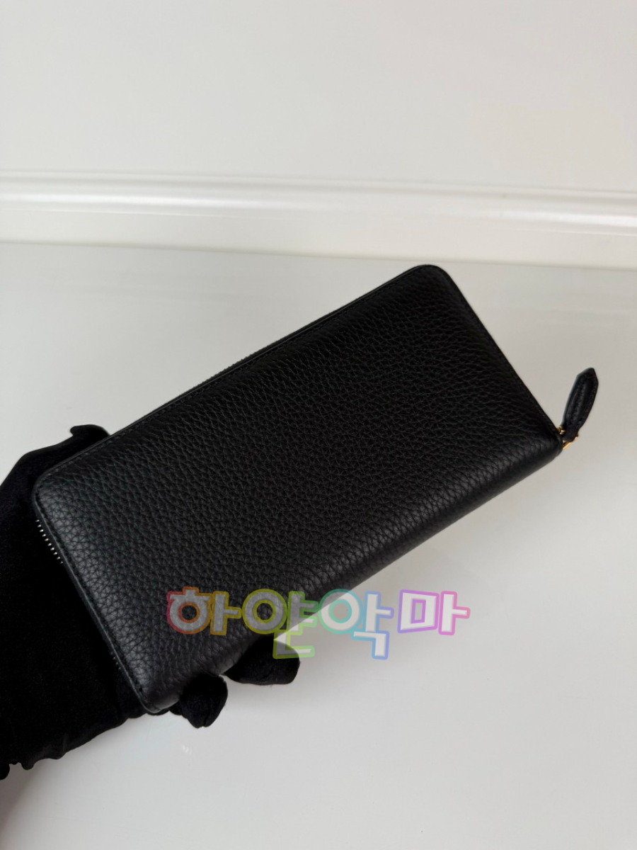 하얀악마 프라다 지갑 (5).jpg