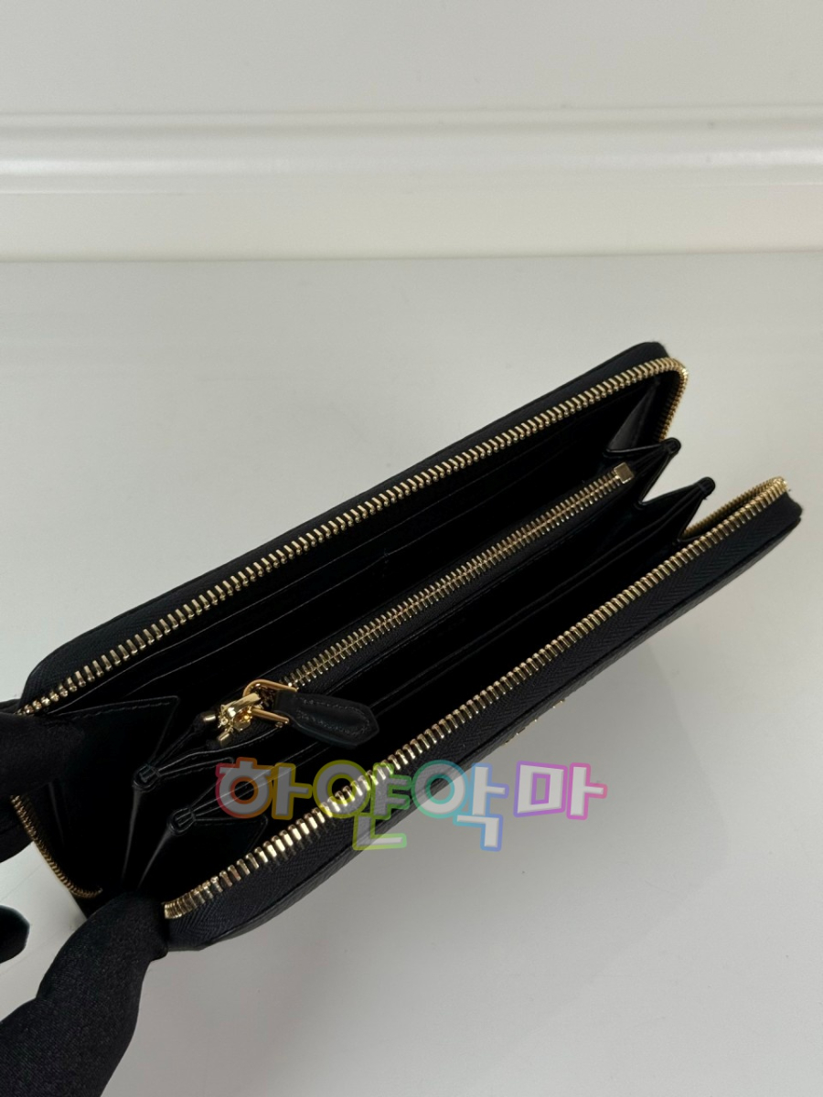 하얀악마 프라다 지갑 (6).jpg