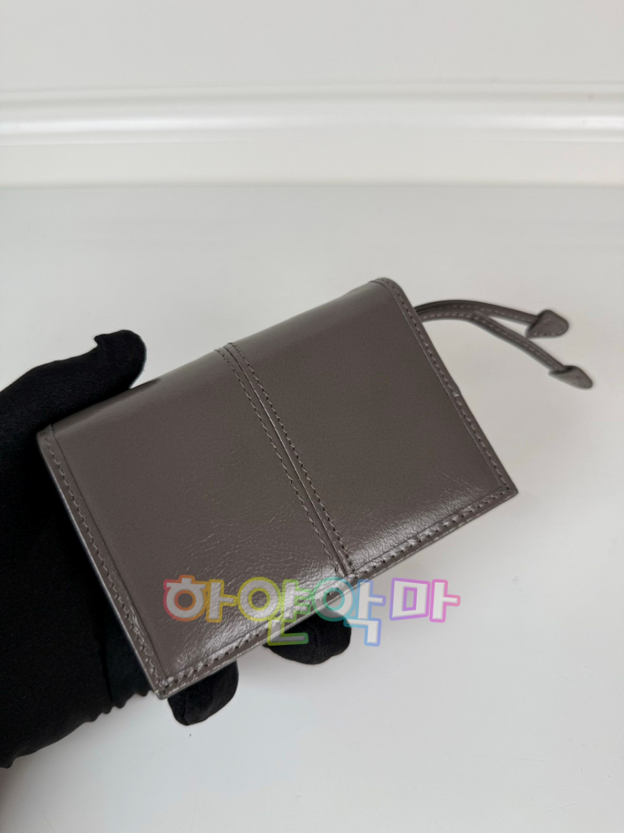 하얀악마 프라다 지갑 (6).jpg