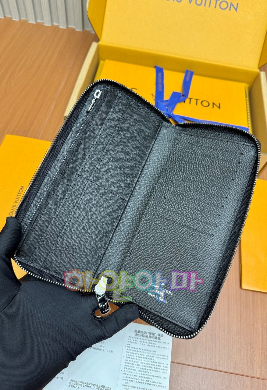 하얀악마 루이 지갑 (5).jpg