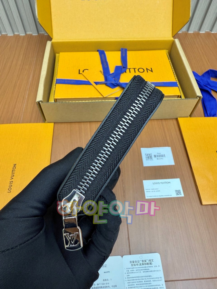 하얀악마 루이 지갑 (8).jpg