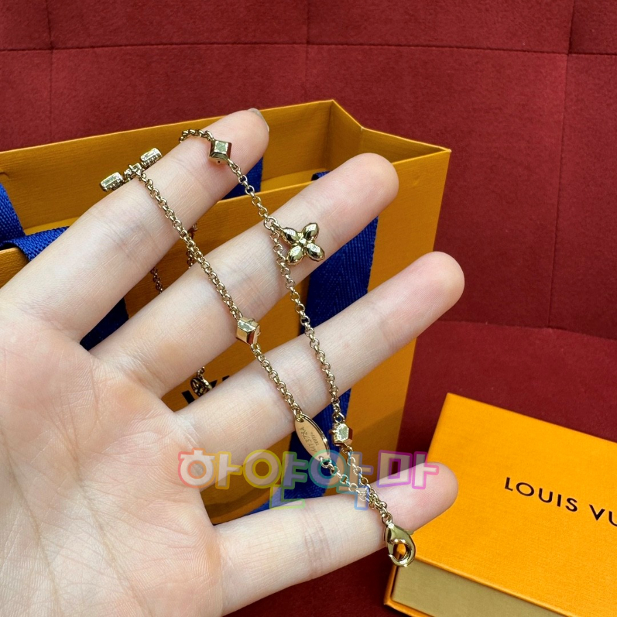 하얀악마 루이 팔찌 (6).jpg