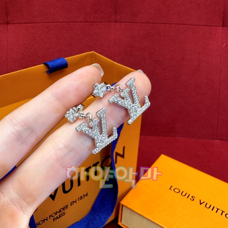 하얀악마 루이 귀걸이 (6).jpg