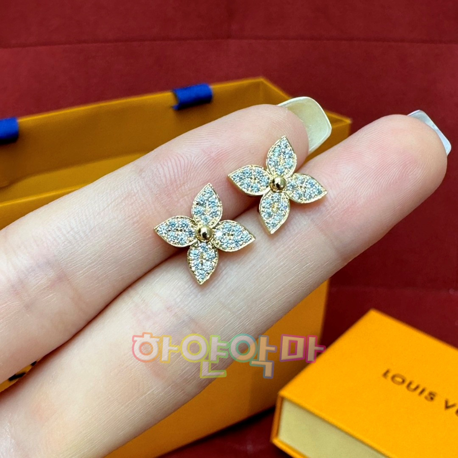 하얀악마 루이 귀걸이 (6).jpg