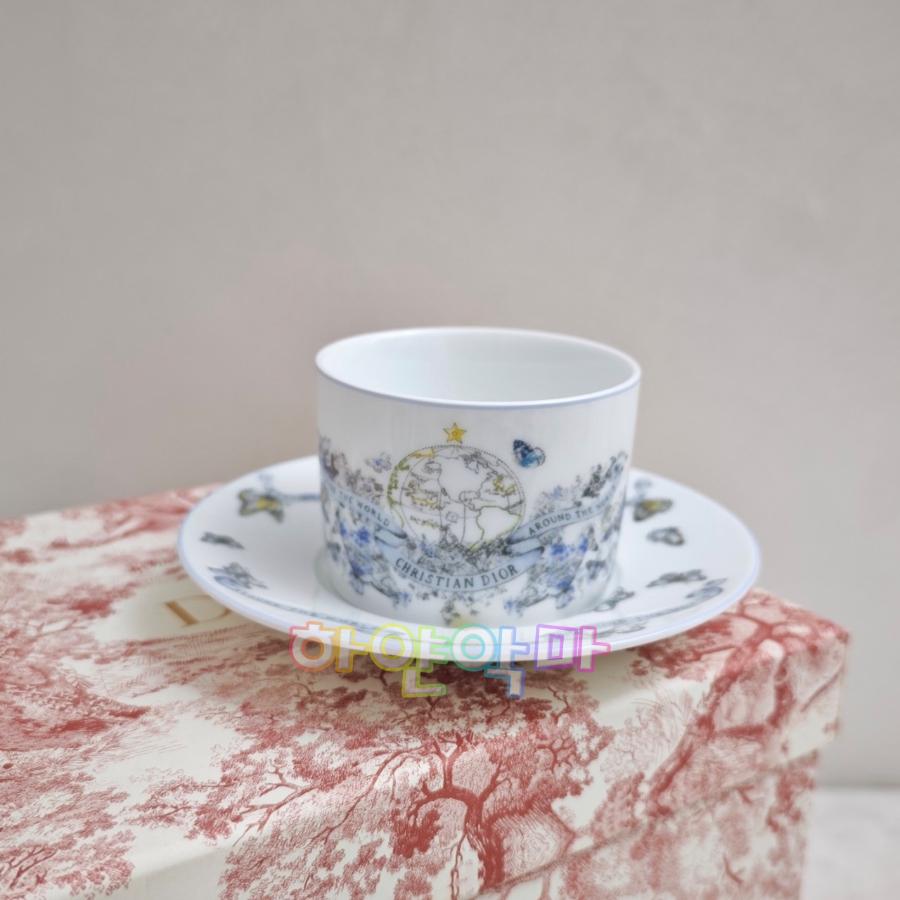 하얀악마 디올 커피잔 (7).jpg