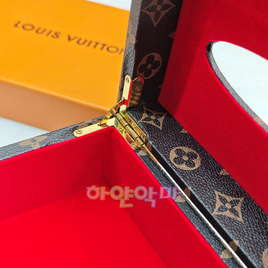 하얀악마 루이 케이스 (8).jpg