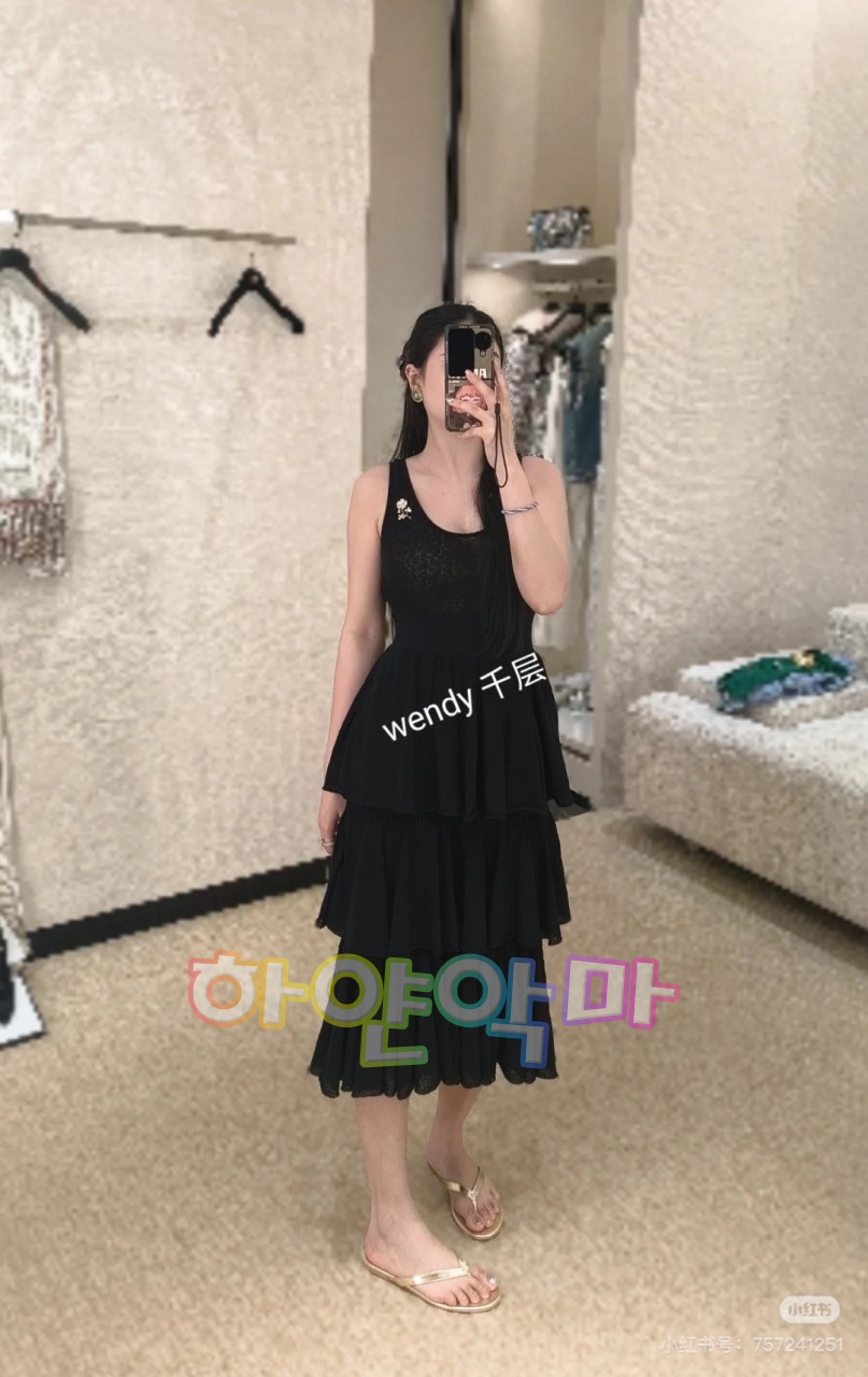 하얀악마 샤넬 원피스 (1).jpg