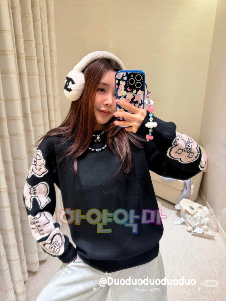 하얀악마 샤넬 니트 (1).jpg