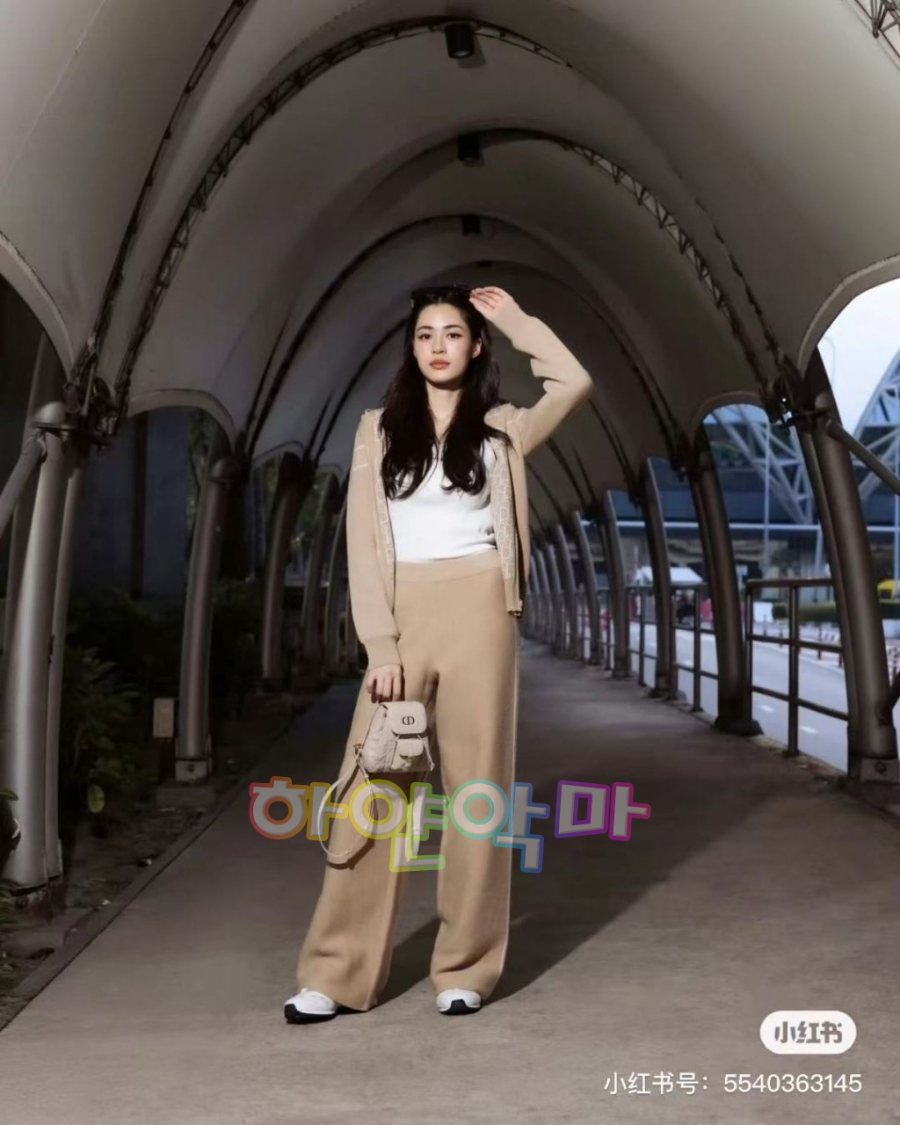 하얀악마 디올 바지 (2).jpg