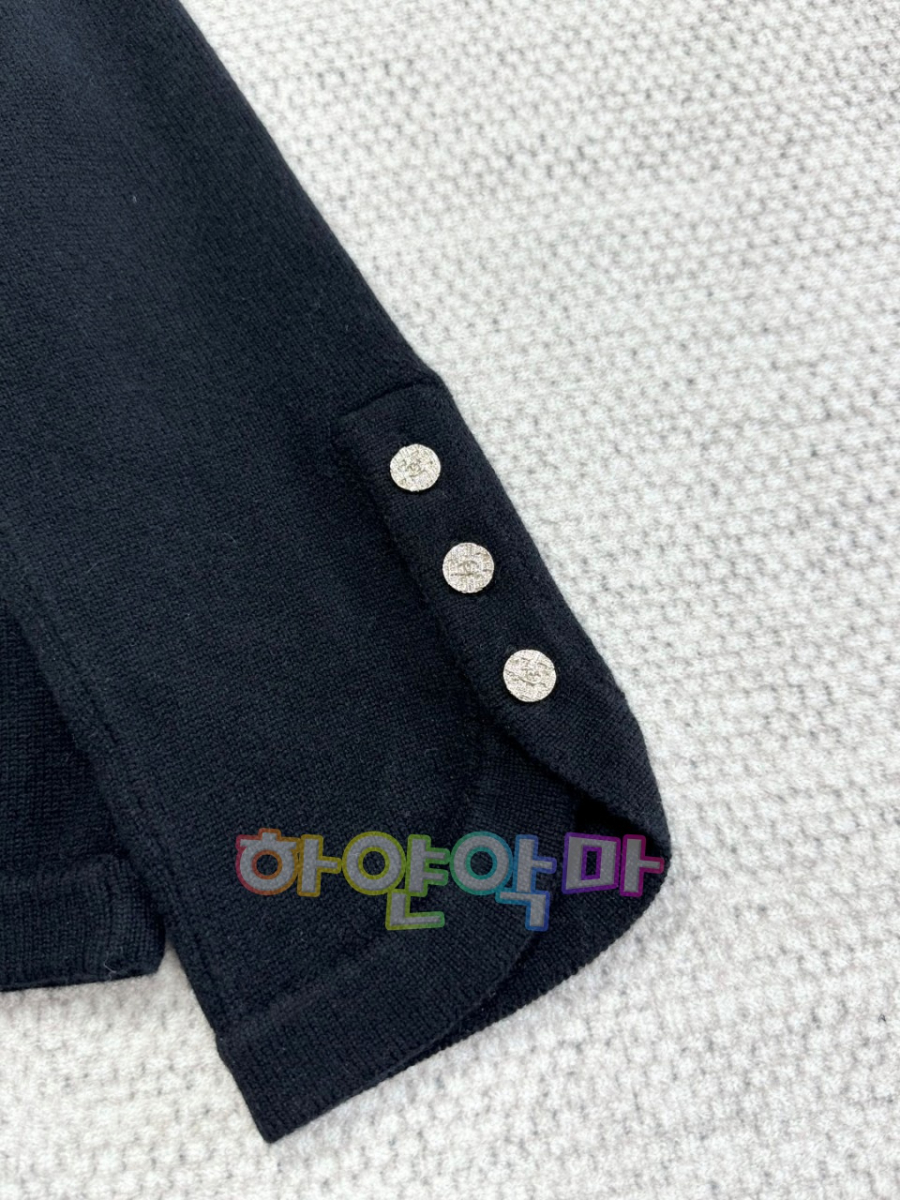 하얀악마 샤넬 가디건 (10).jpg