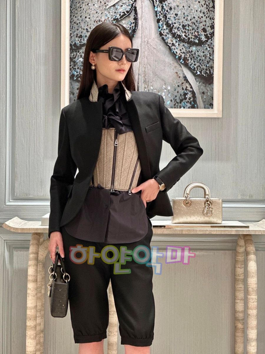 하얀악마 디올 자켓 (2).jpg