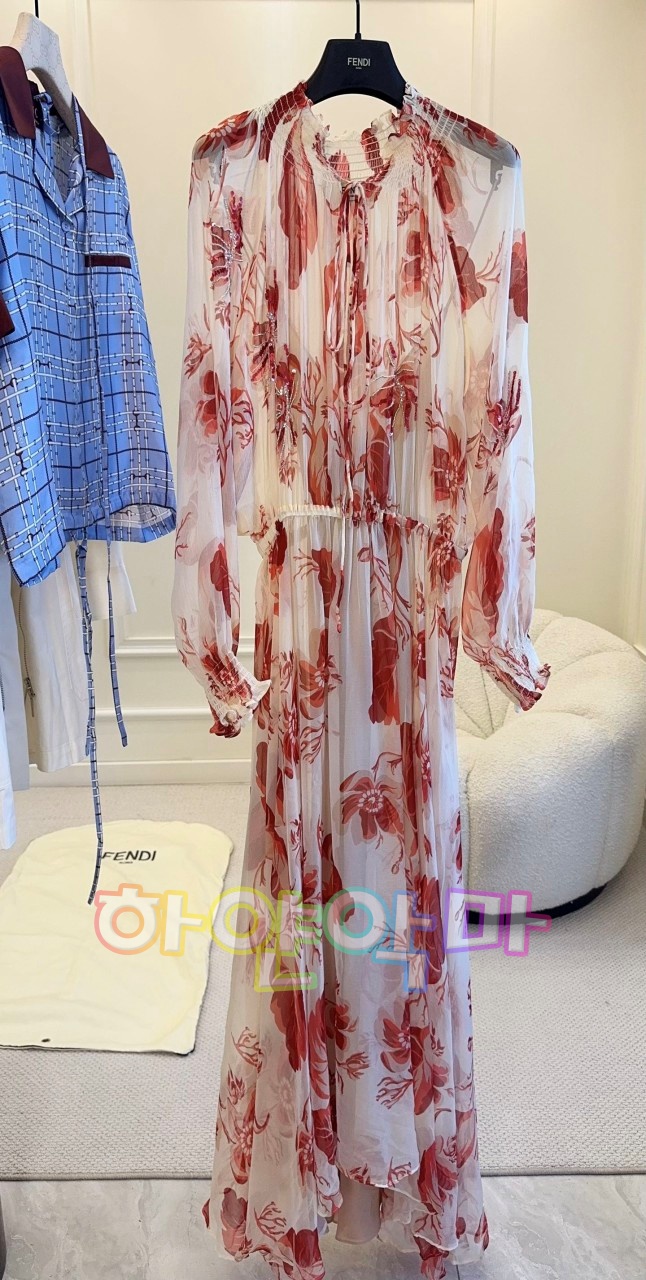 하얀악마 펜디 원피스 (4).jpg