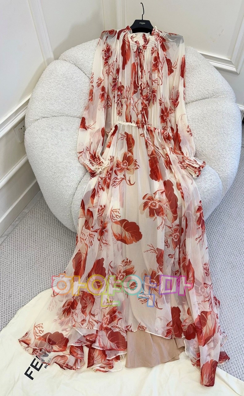 하얀악마 펜디 원피스 (12).jpg