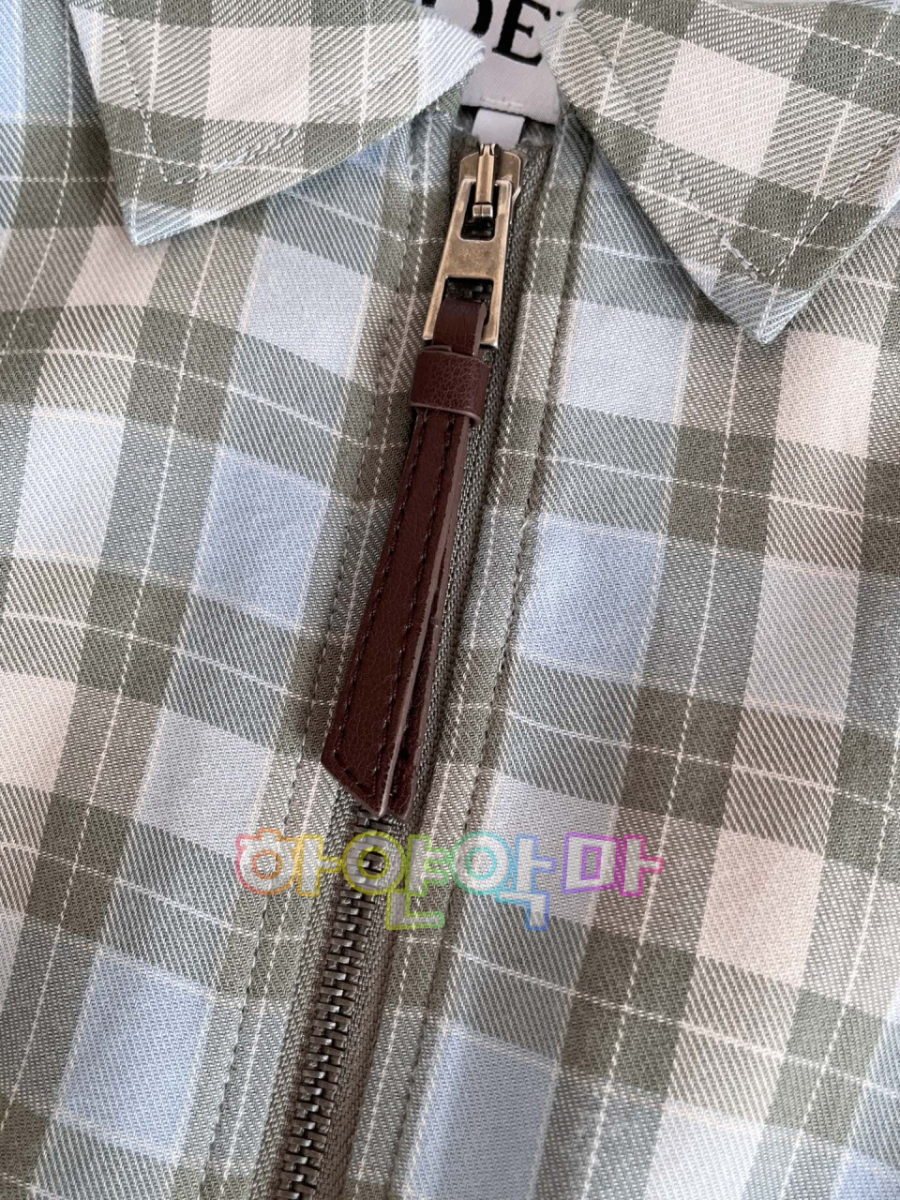 하얀악마 로에베 점퍼 (15).jpg