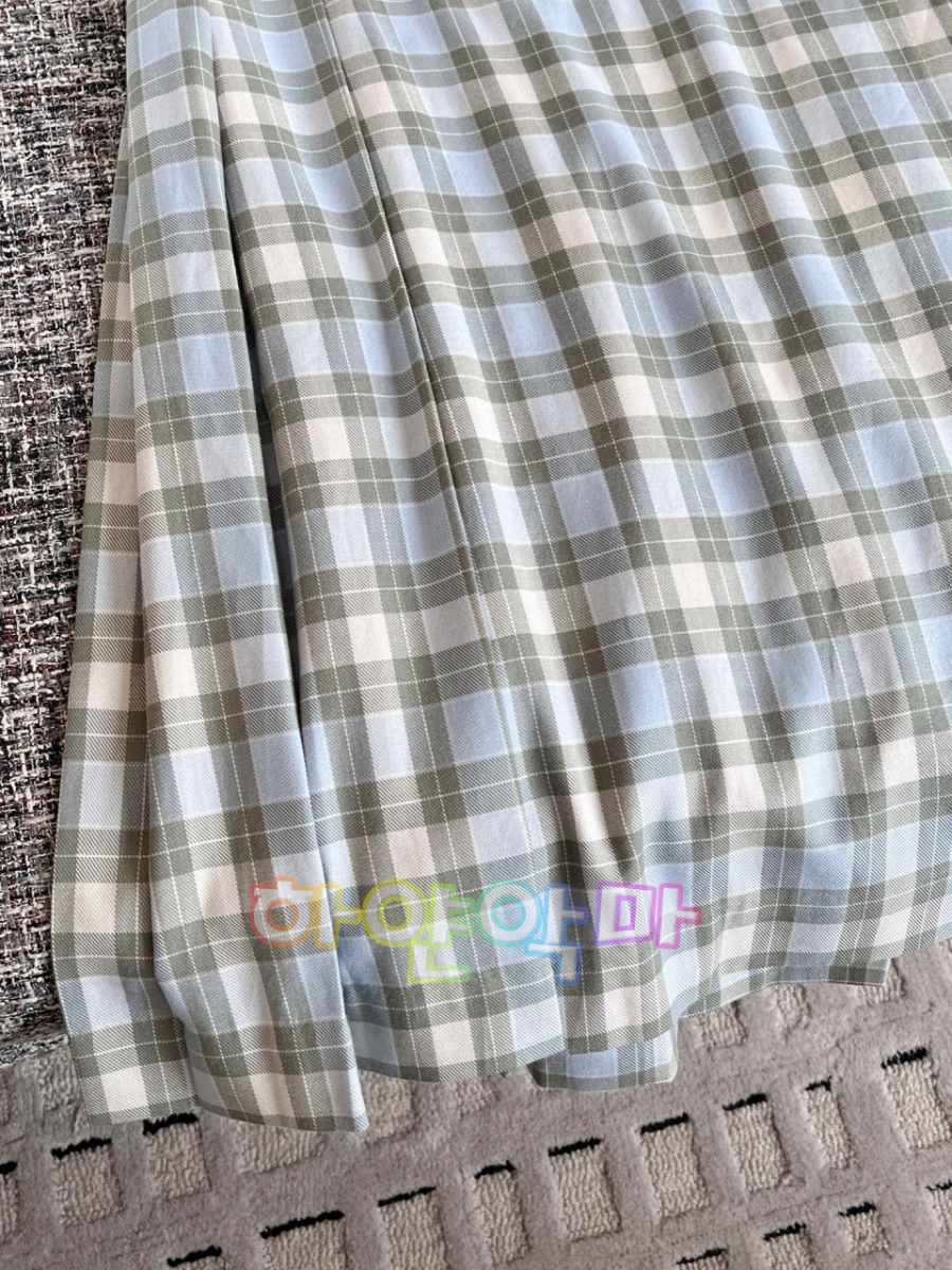 하얀악마 로에베 치마 (17).jpg