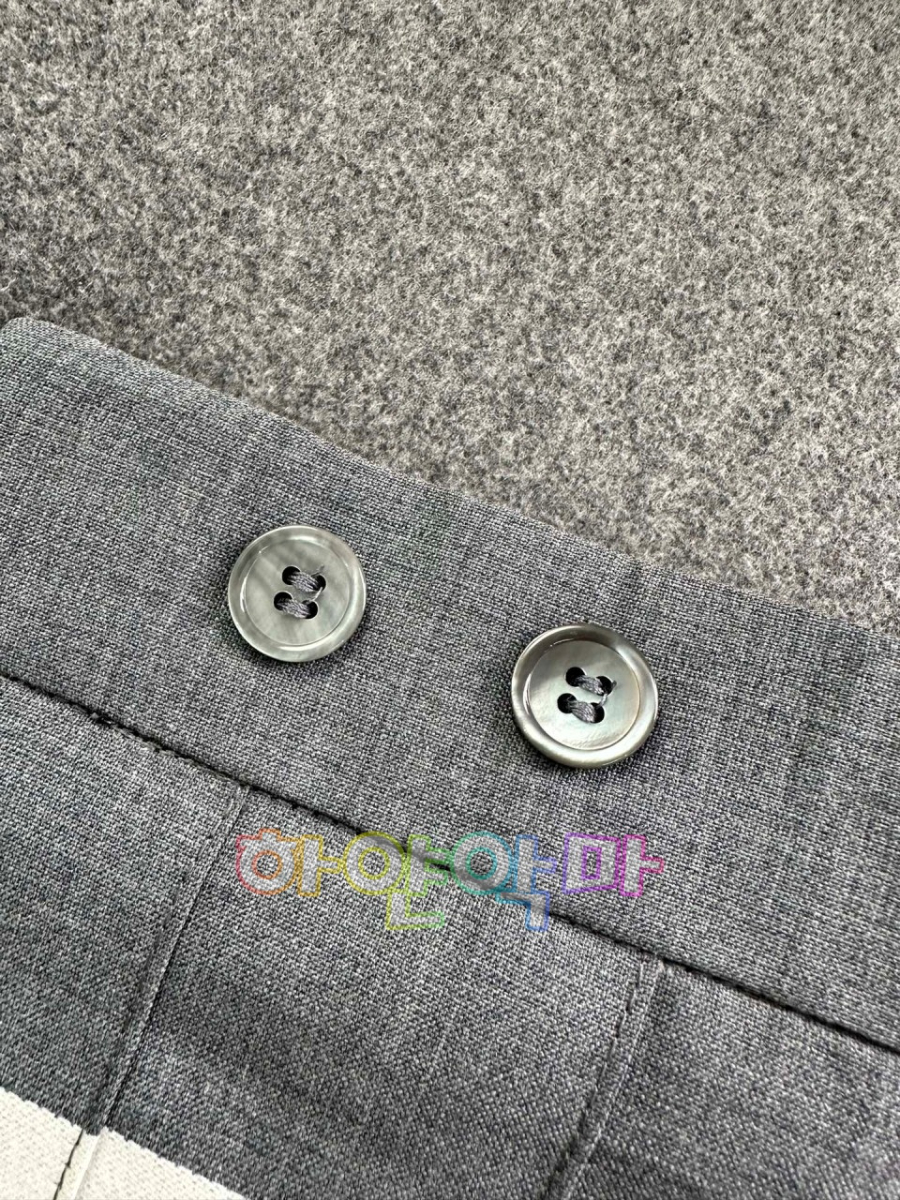 하얀악마 톰브라운 치마 (20).jpg