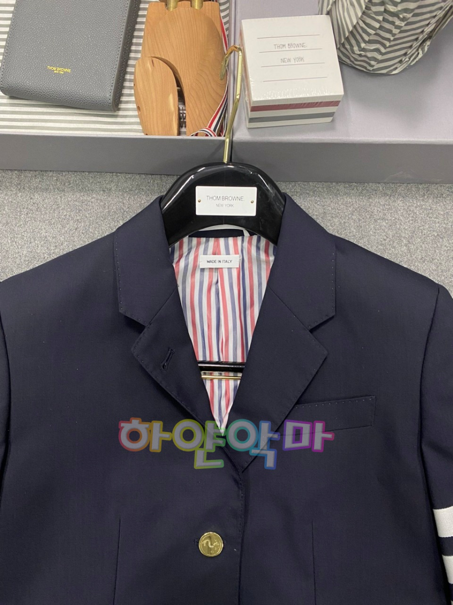 하얀악마 톰브라운 자켓 (6).jpg