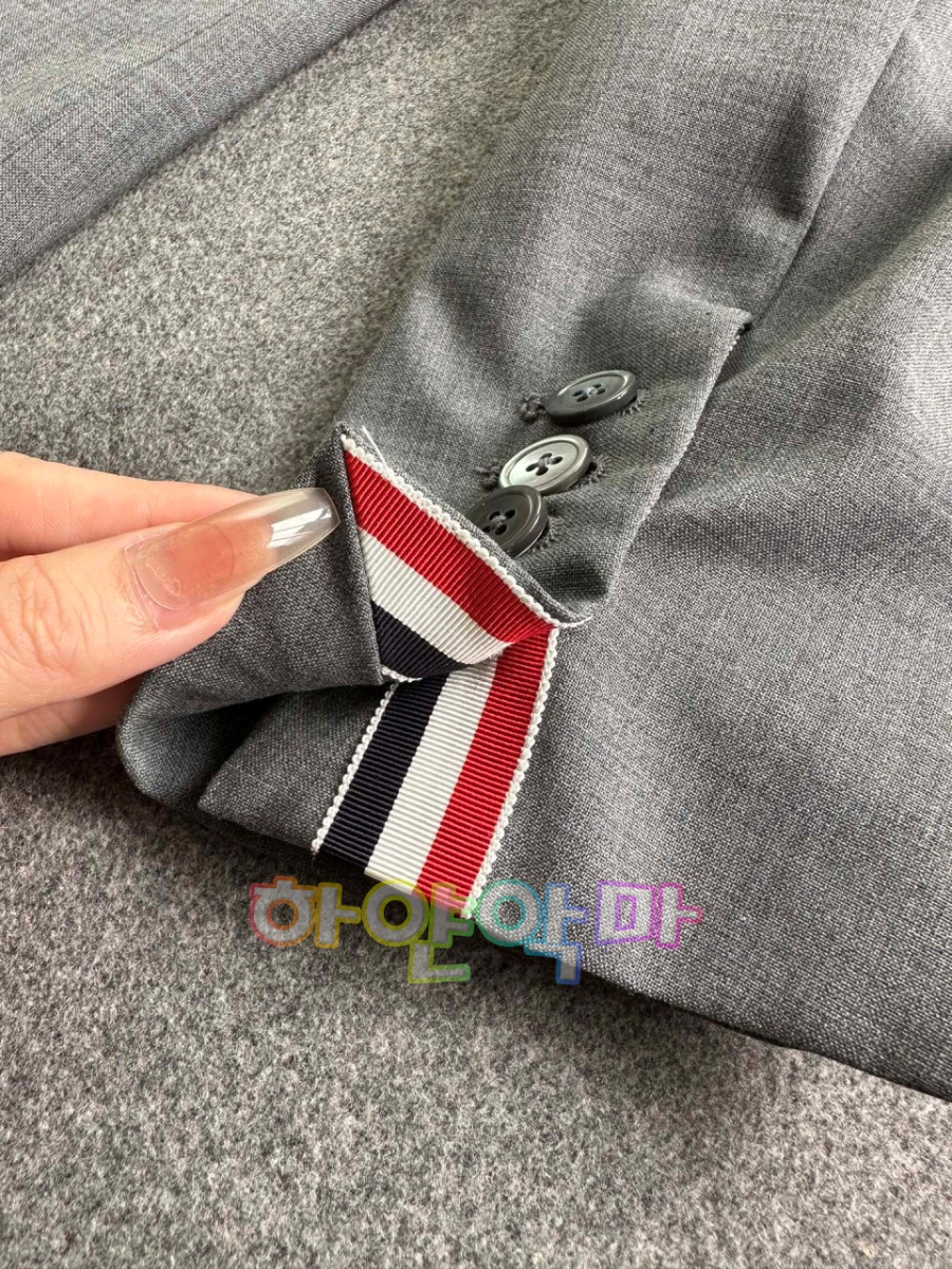 하얀악마 톰브라운 자켓 (21).jpg