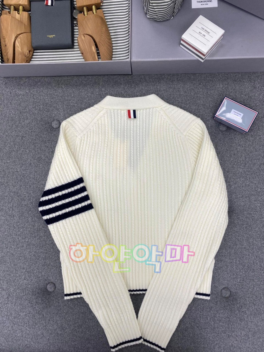 하얀악마 톰브라운 가디건 (7).jpg