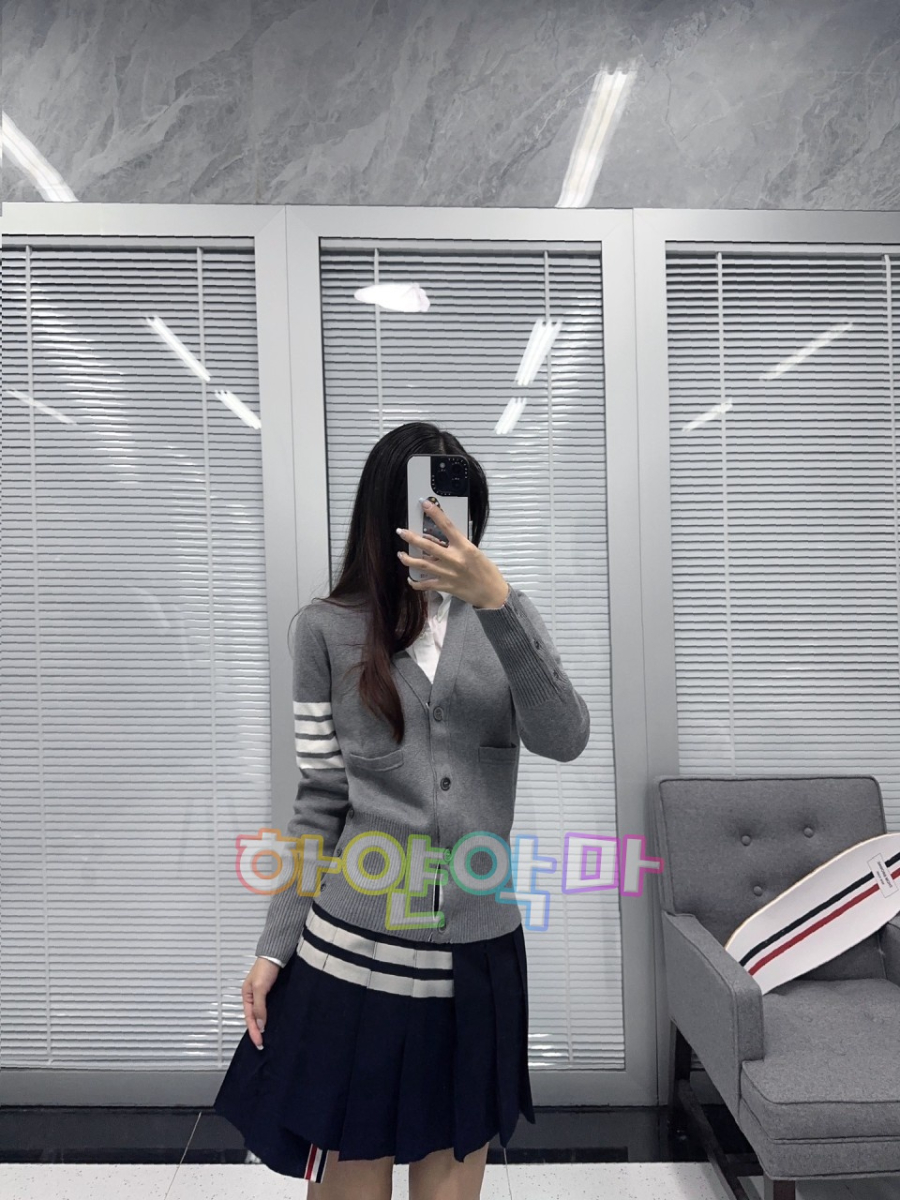 하얀악마 톰브라운 가딕너 (1).jpg