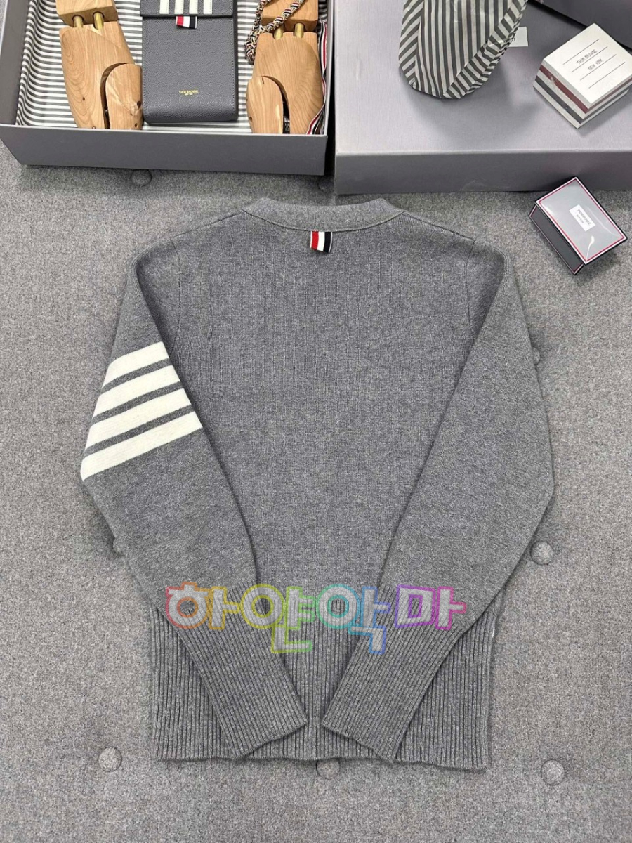 하얀악마 톰브라운 가딕너 (9).jpg