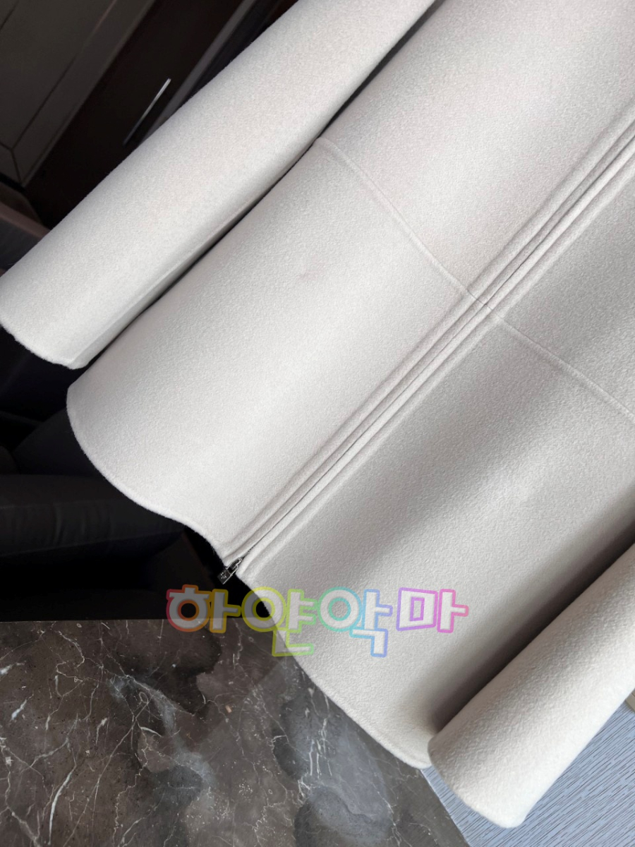 하얀악마 로로 코트 (3).jpg