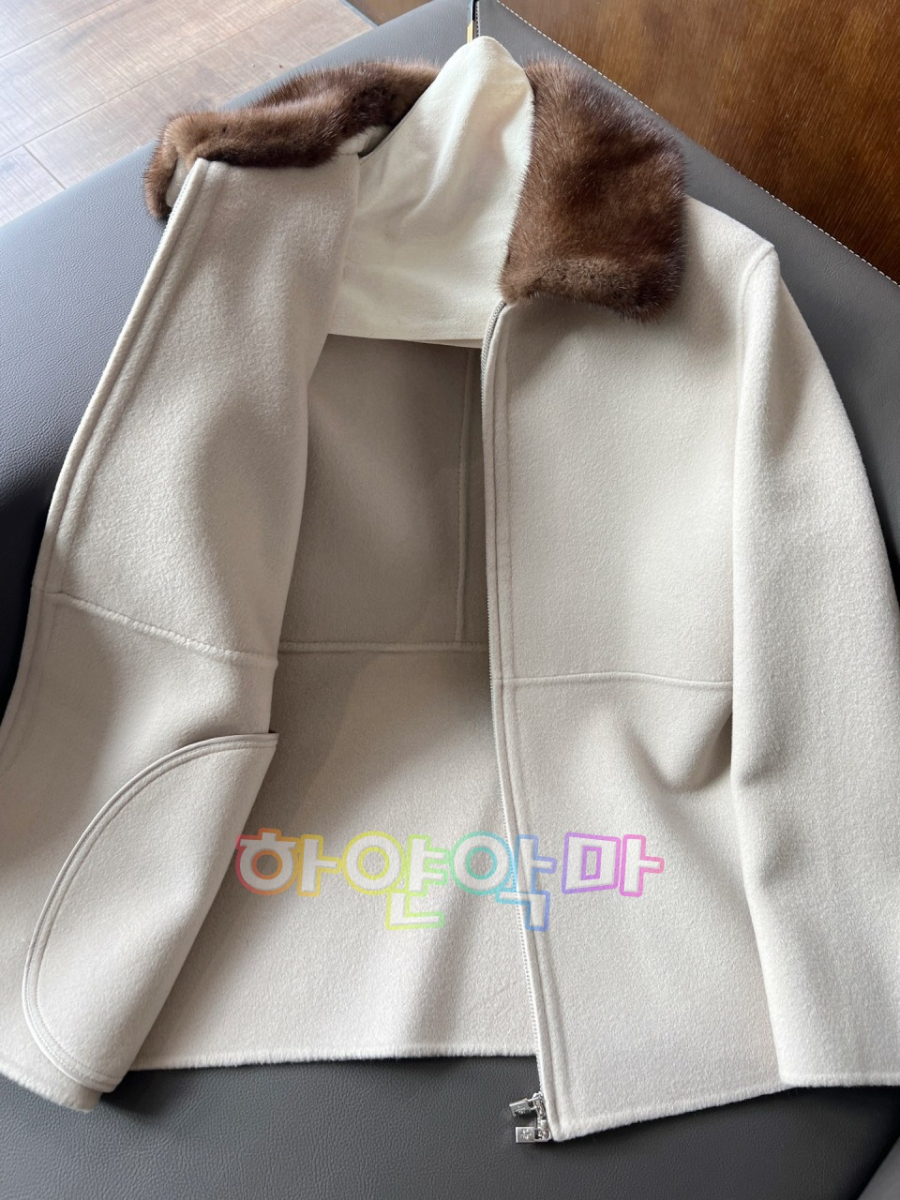 하얀악마 로로 코트 (10).jpg