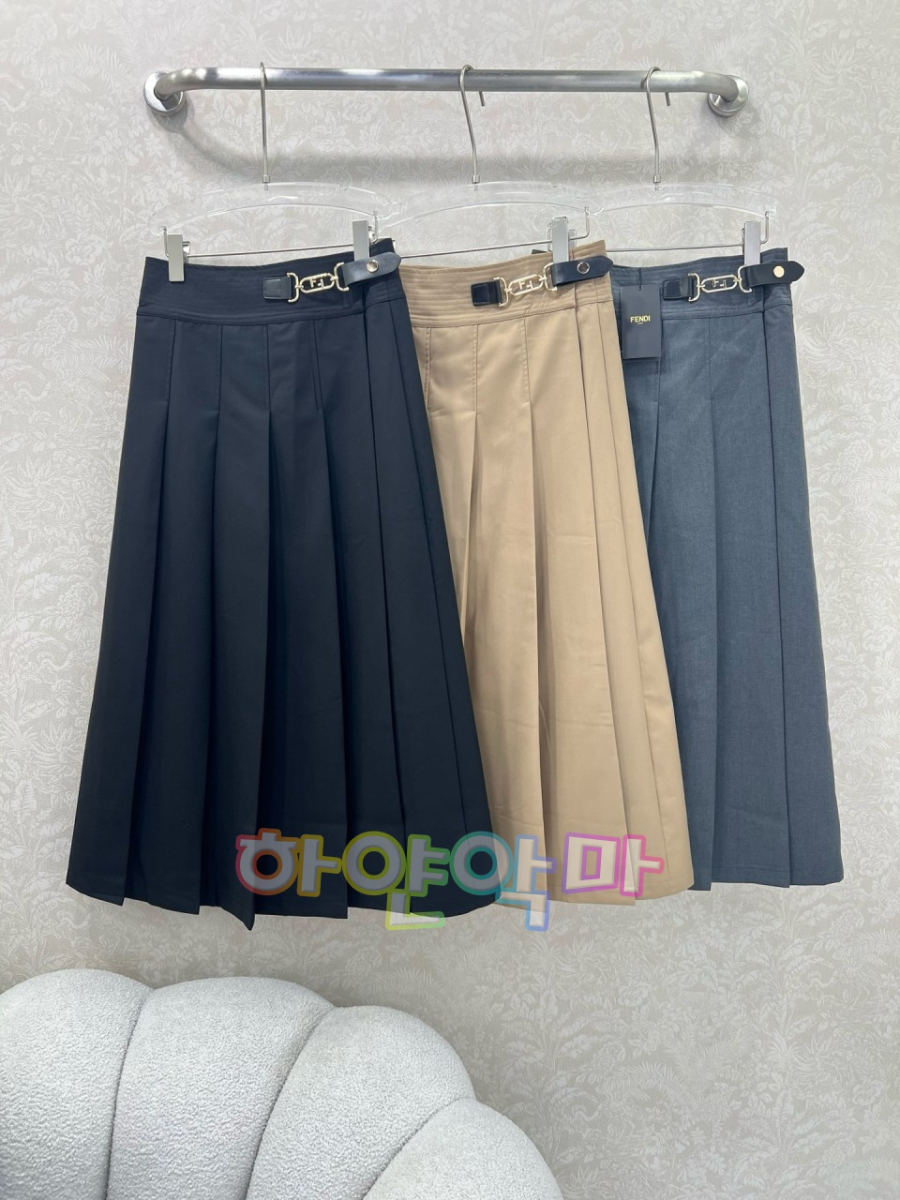 하얀악마 펜디 치마 (4).jpg