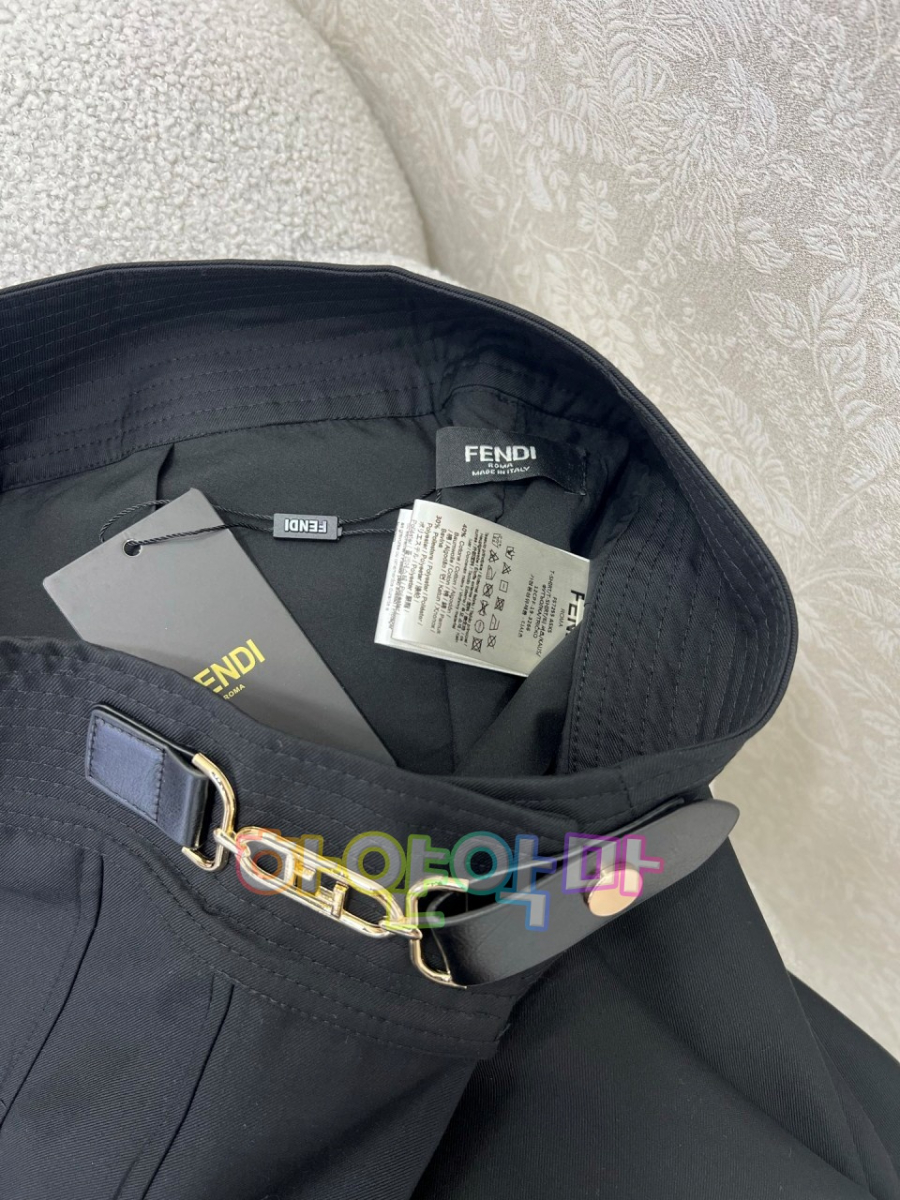 하얀악마 펜디 치마 (13).jpg