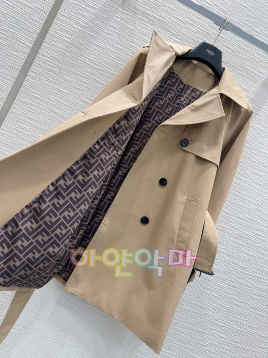 하얀악마 펜디 코트 (12).jpg