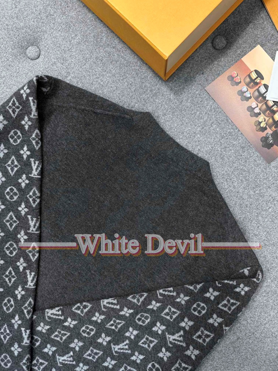 하얀악마 루이 가디건 (17).jpg