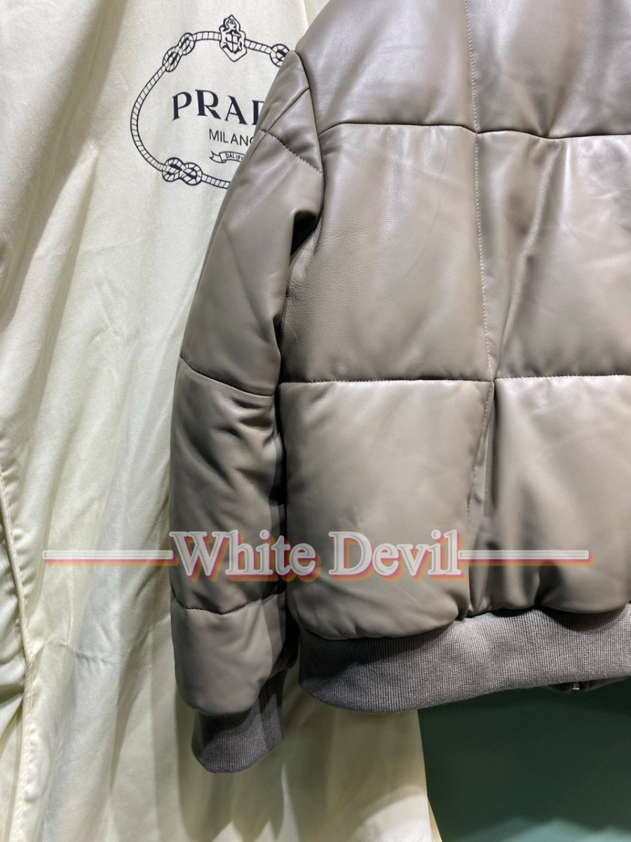 하얀악마 프라다 패딩 (6).jpg
