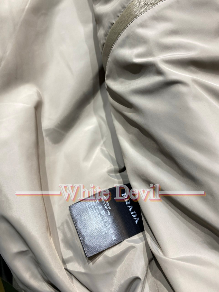 하얀악마 프라다 패딩 (9).jpg