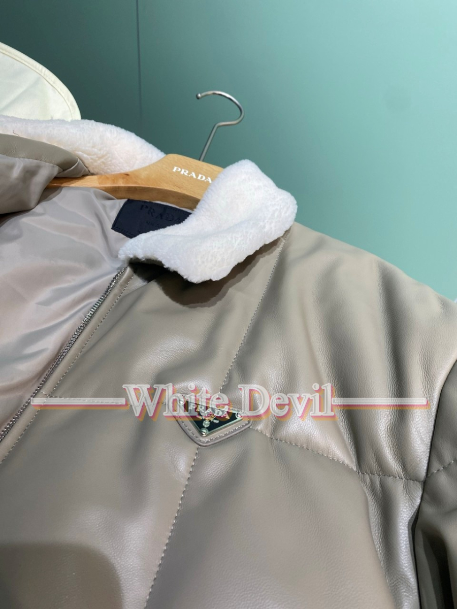 하얀악마 프라다 패딩 (11).jpg