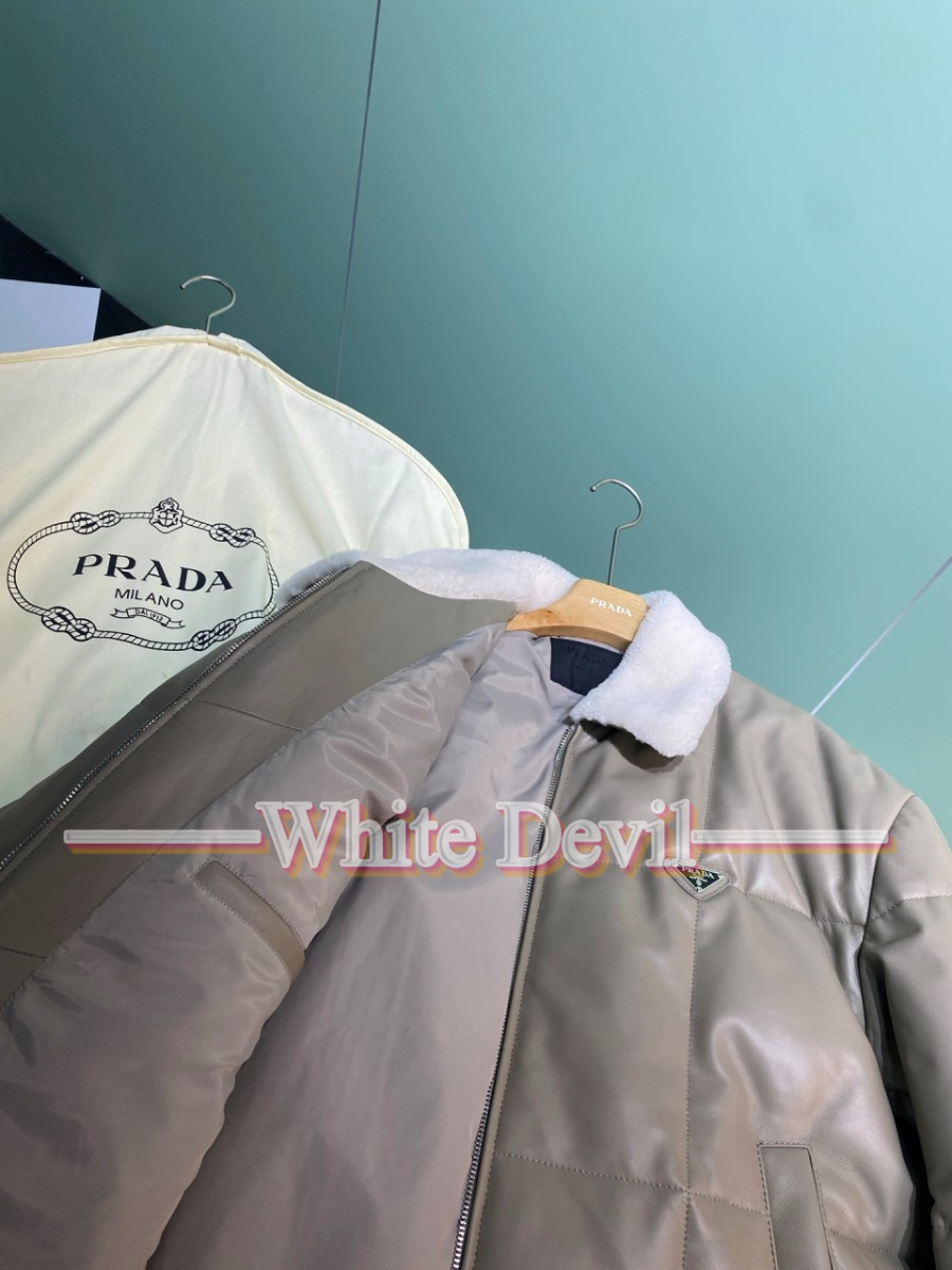 하얀악마 프라다 패딩 (10).jpg