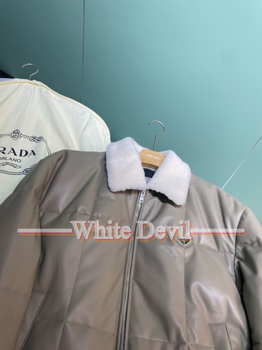 하얀악마 프라다 패딩 (13).jpg