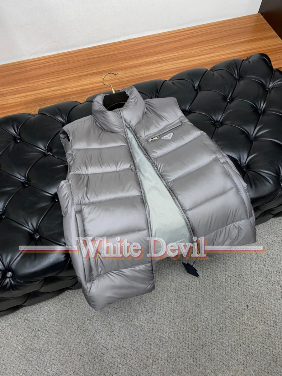 하얀악마 프라다 조끼 (8).jpg