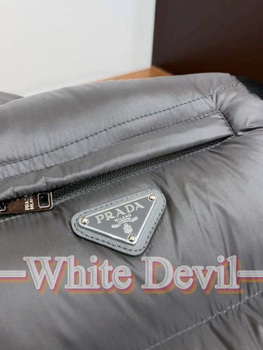 하얀악마 프라다 조끼 (10).jpg