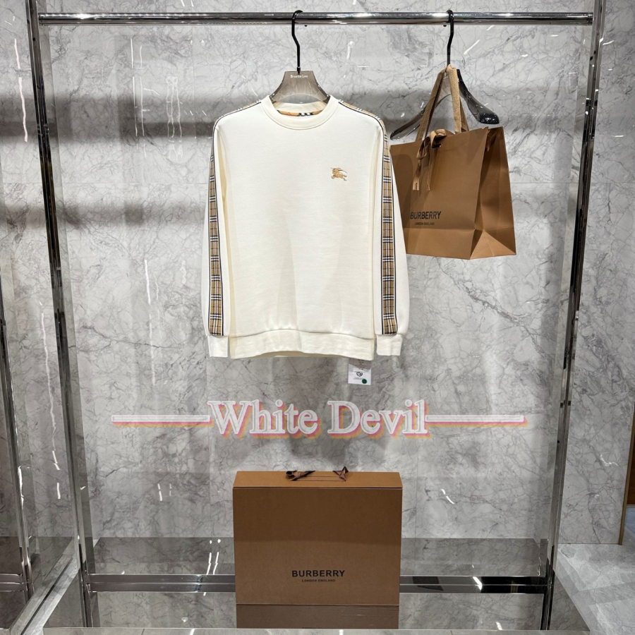 하얀악마 버버리 맨투맨 (3).jpg