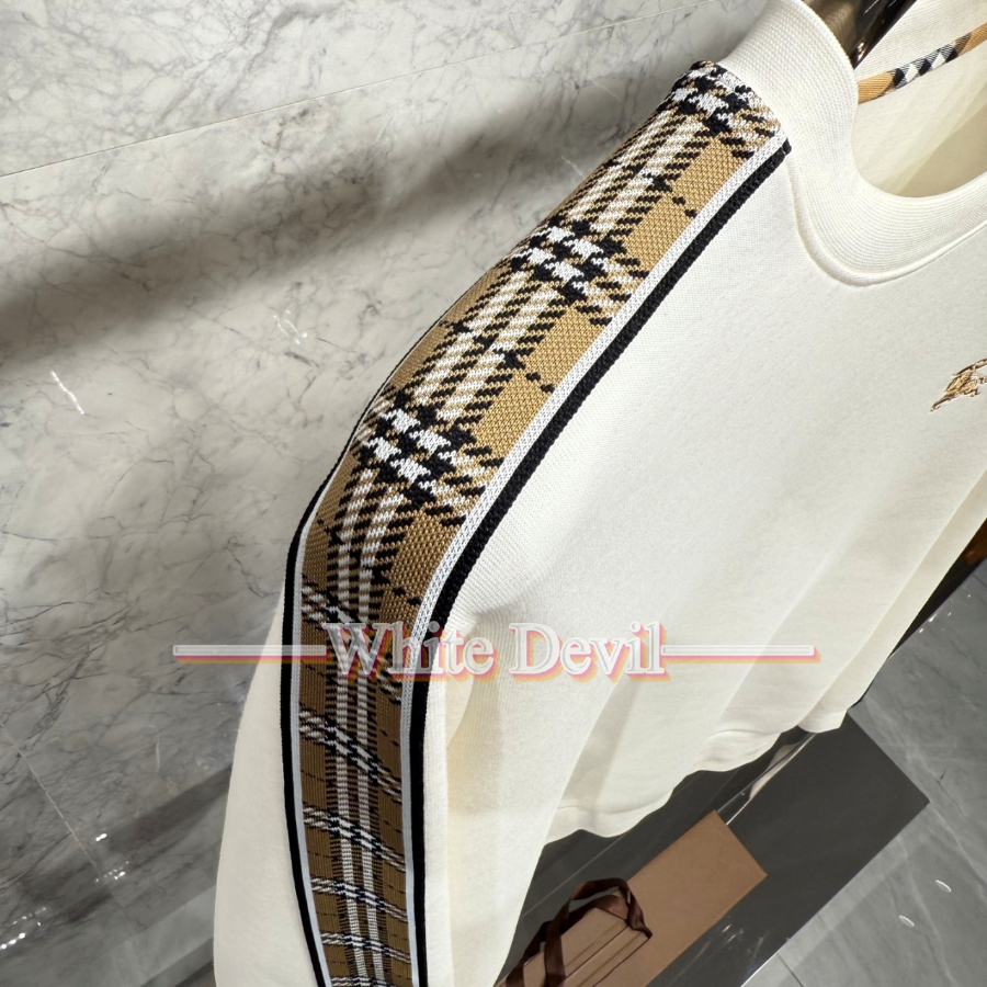 하얀악마 버버리 맨투맨 (8).jpg