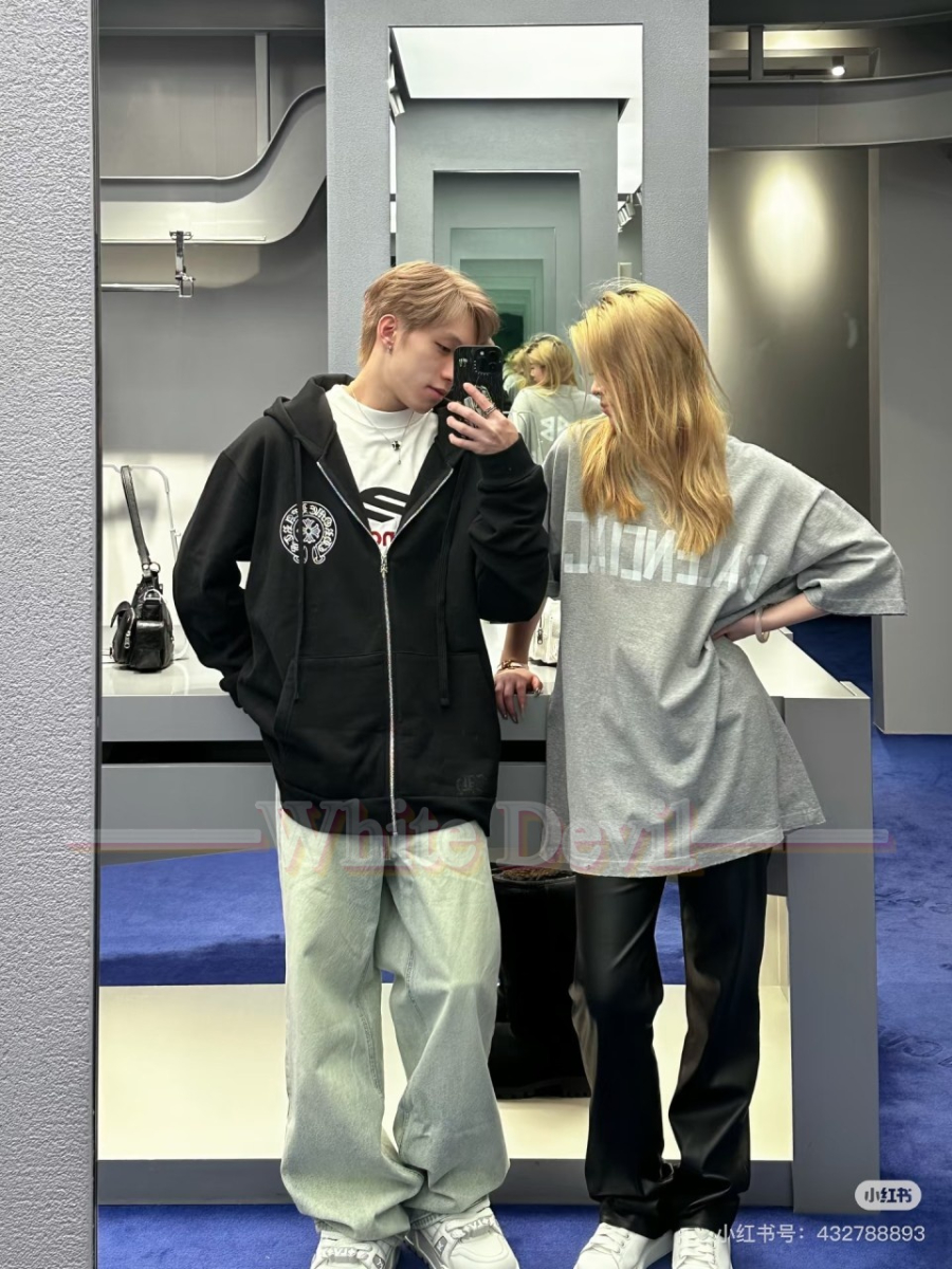 하얀악마 크롬하츠 집업 (1).jpg