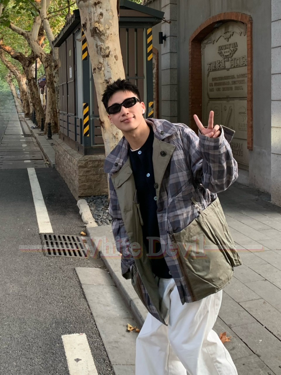 하얀악메 메종 점퍼 (2).jpg