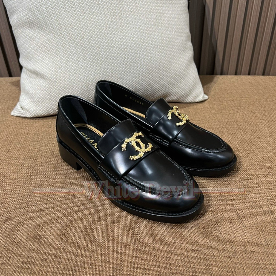 하얀악마 샤넬 로퍼 (1).jpg